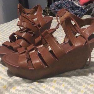 Tan wedges
